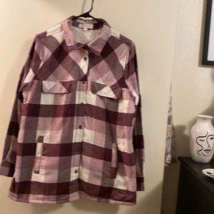 Long sleeve flannel shirt.